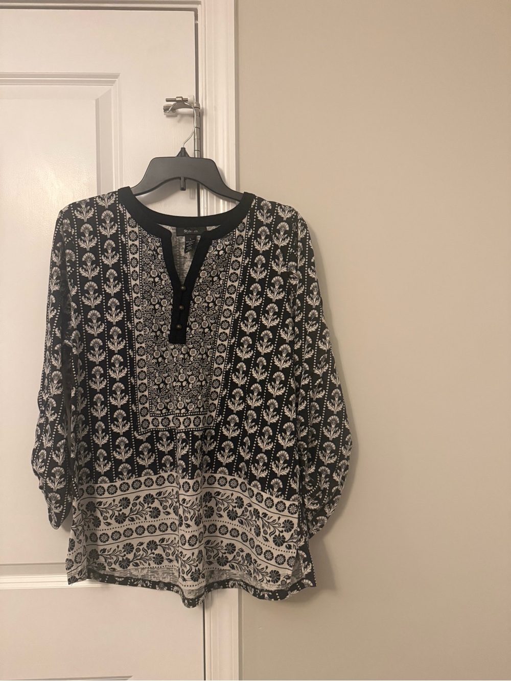 Style & Co. Black and White Printed Tunic Top